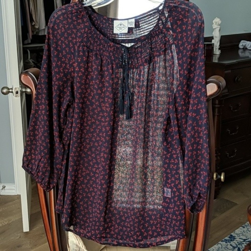 {3 for $15} St John's Bay top